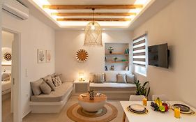 Juliano Luxury Apartments, Port Of Naxos